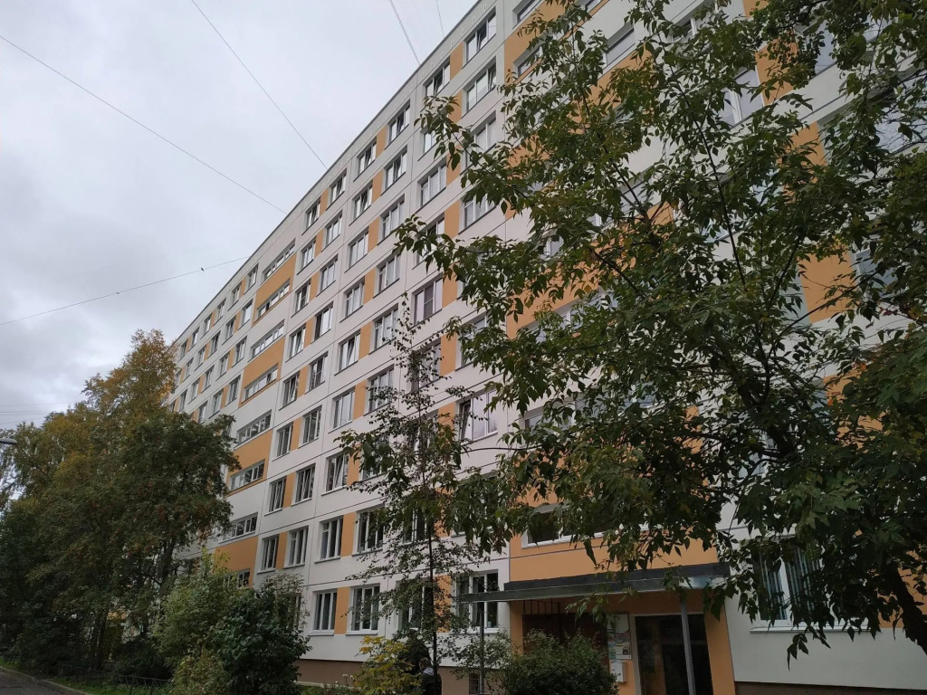 Петербург отремонтирует 80 фасадов панельных домов_3.jpg