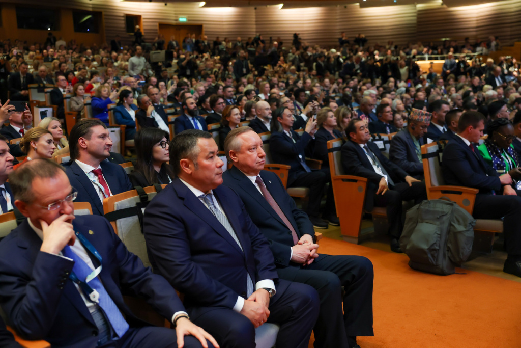 Пресс-служба Правительства Санкт-Петербурга 5.jpg Пресс-служба Правительства Санкт-Петербурга 5.jpg